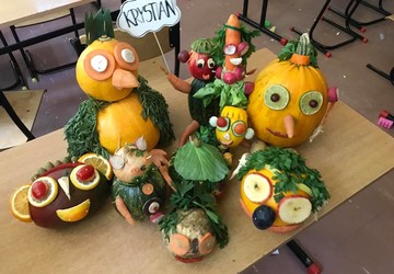 Stworki warzywno-owocowe naszych uczniów